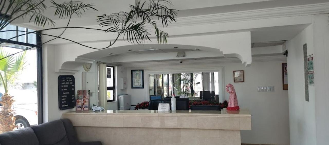 Hotel Casa Blanca Heroica Caborca Exteriör bild
