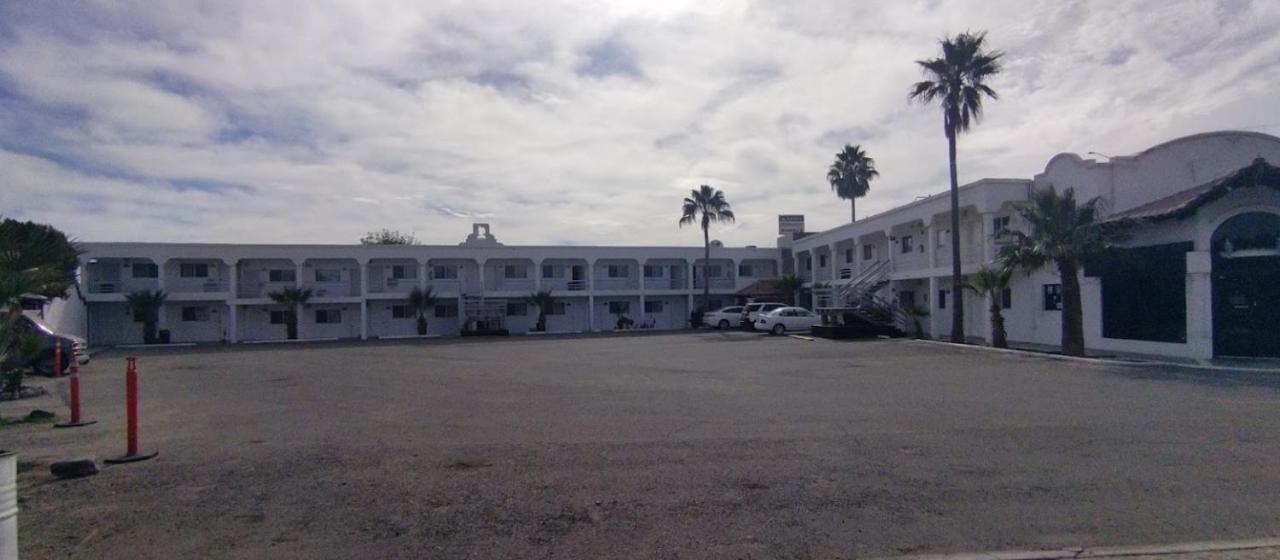 Hotel Casa Blanca Heroica Caborca Exteriör bild